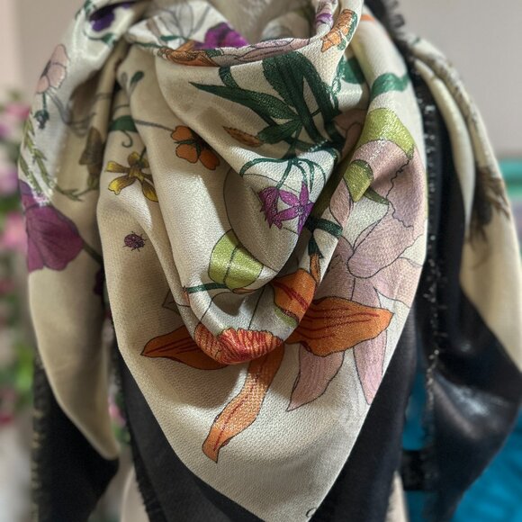 Gucci Wool Blanket Scarf - Large - Picture 12 of 14